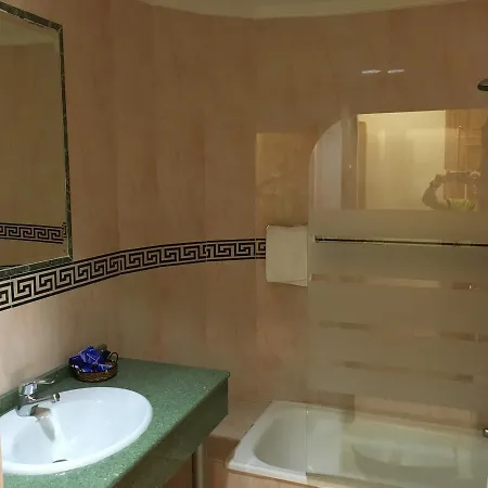 Hotel Palacios 2*